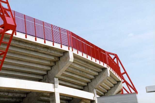 Terrace Safety Red Railing