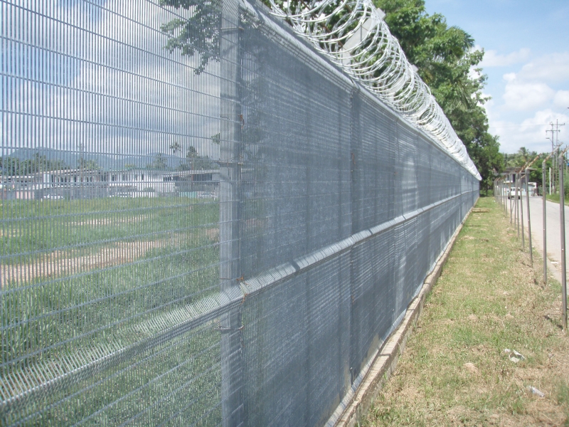 Welded Mesh fencing