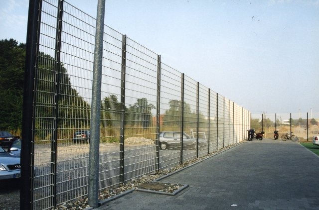 fence with bars