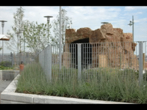 commercial metal fencing solutions