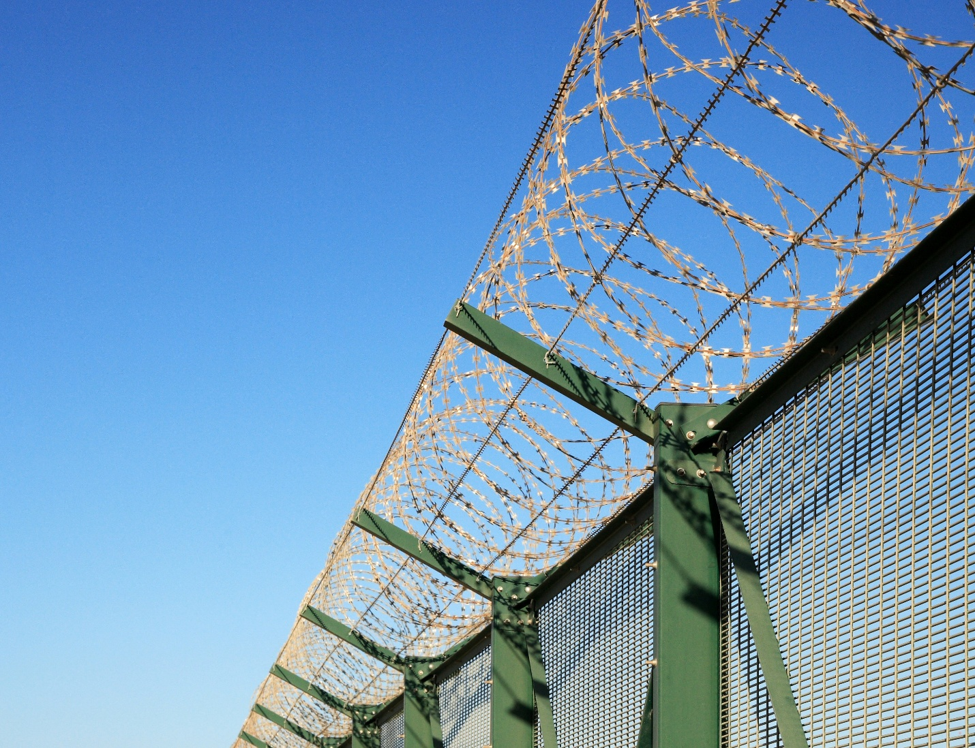 What is a Security Fence and Which Type is Right for Your Site?